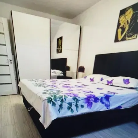Sandy Y Bed & Breakfast
